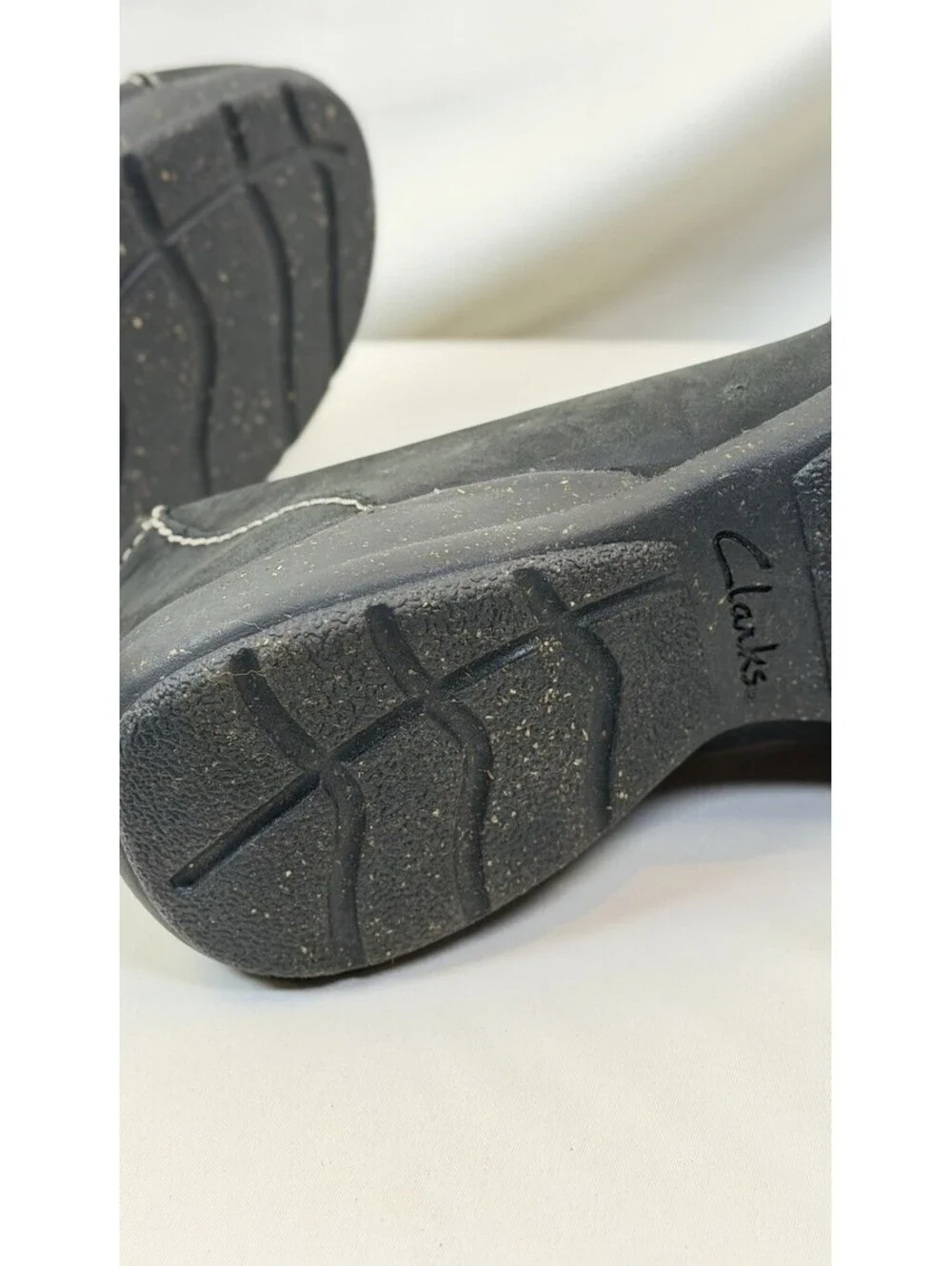 Clarks Carleigh Leather Loafers Women’s Size 7M Black Nubuck Contrast Stitching